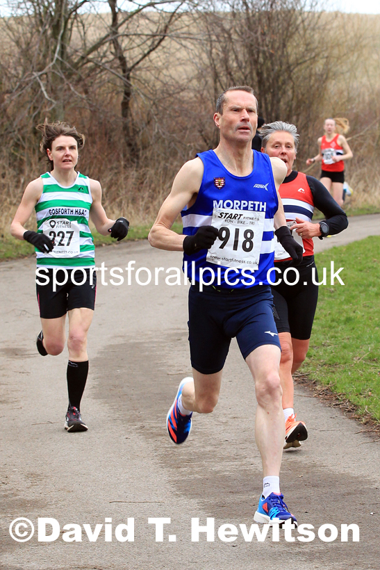 Senior women and veteran women and men over-50s NECAA Road Relay Champs., Hetton Lyons Park, Hetton le Hole, County Durham. Photo: David T. Hewitson/Sports for All Pics